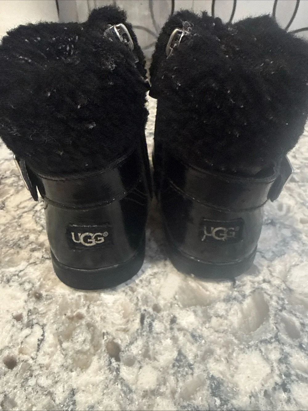 UGGS BLACK Ankle Boots